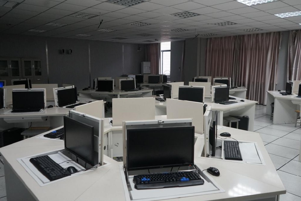 合肥工业学校计算机平面设计